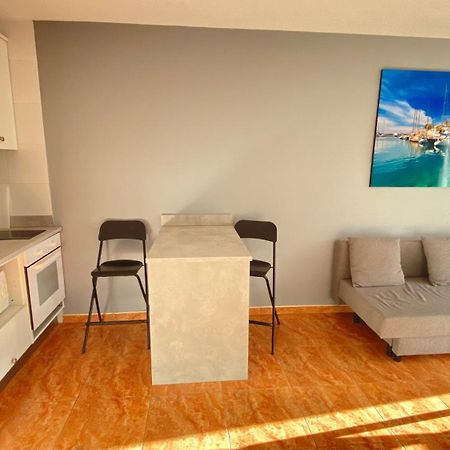 Sea View Apartment In パタラバカ エクステリア 写真