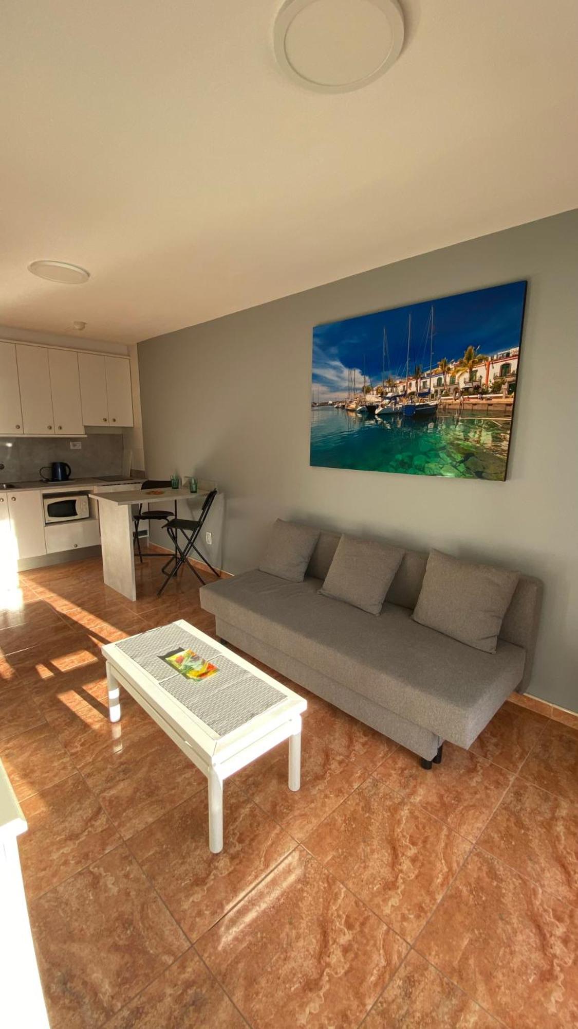 Sea View Apartment In パタラバカ エクステリア 写真