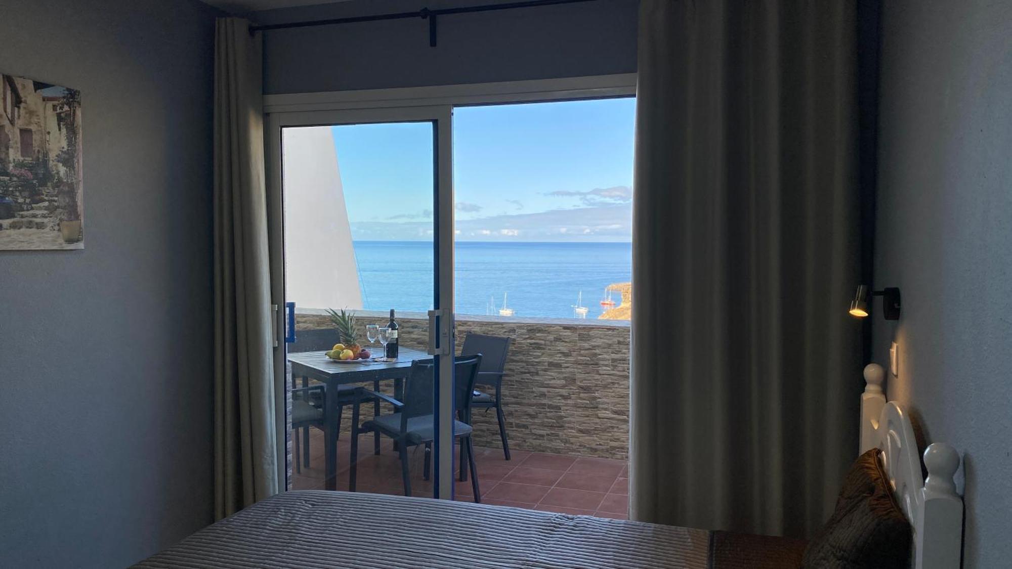 Sea View Apartment In パタラバカ エクステリア 写真